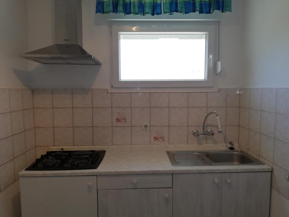 Edy Appartement Banjole Buitenkant foto